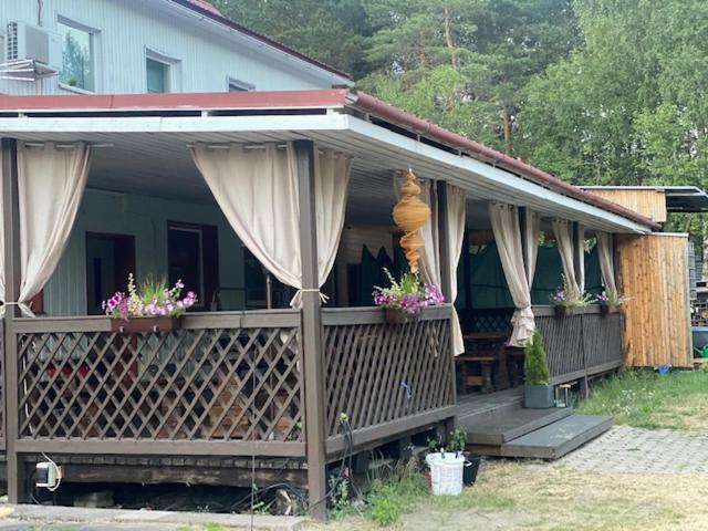 Kuru Guest House Eksteriør bilde
